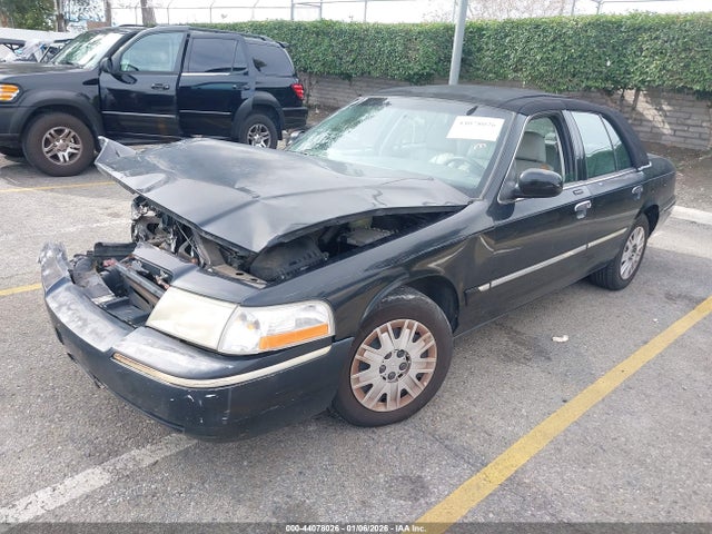 2005 MERCURY GRAND MARQUIS 2MEFM74W95X612825 Photo 1