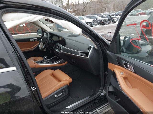 2022 BMW X7 5UXCW2C04N9L13640 Photo 4
