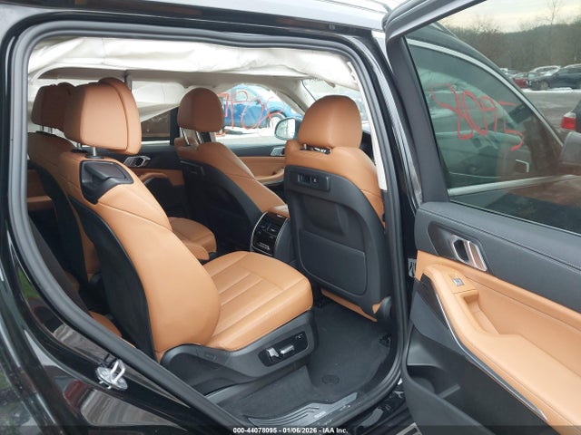 2022 BMW X7 5UXCW2C04N9L13640 Photo 7