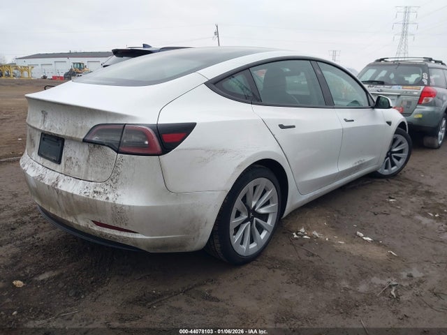 2022 TESLA MODEL 3 5YJ3E1EA5NF335835 Photo 3