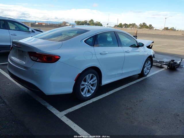 Aukcja sprzedaży 2015 Chrysler 200 Limited, vin: 1C3CCCABXFN728642, numer aukcji: 44078121