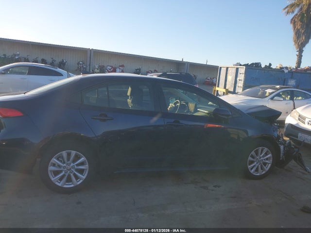 Toyota Corolla Hybrid Le 2025 JTDBCMFE4S3105510 Image 12