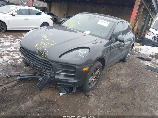 2021 PORSCHE MACAN WP1AA2A56MLB08584 Photo 1