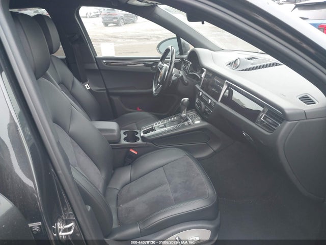 2021 PORSCHE MACAN WP1AA2A56MLB08584 Photo 4