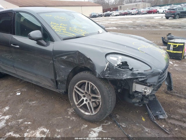 2021 PORSCHE MACAN WP1AA2A56MLB08584 Photo 5