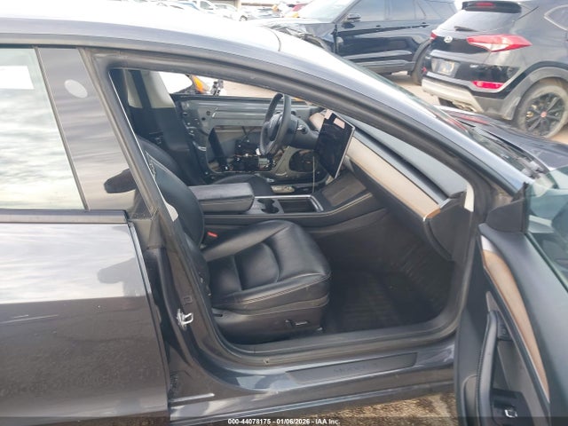 2021 TESLA MODEL 3 5YJ3E1EA8MF061349 Photo 4