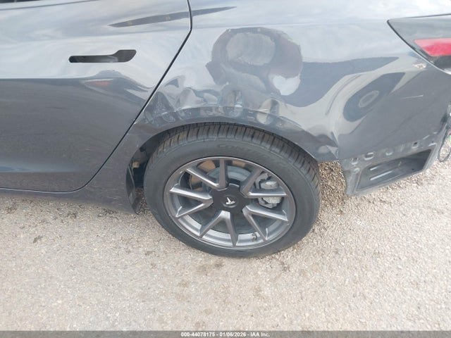 2021 TESLA MODEL 3 5YJ3E1EA8MF061349 Photo 5