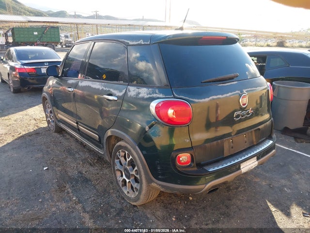 2014 FIAT 500L ZFBCFADHXEZ005892 Photo 2