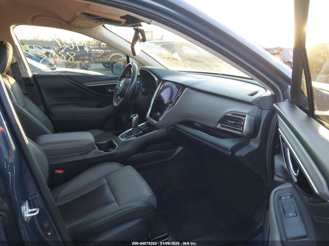 44078203 :رقم المزاد ، 4S4BTAJC0P3186013 vin ، 2023 Subaru Outback Onyx Edition مزاد بيع