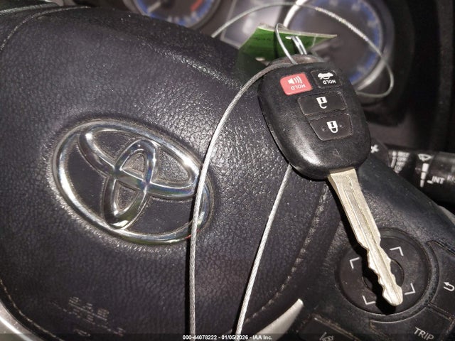 2T1BURHE7HC861338 Toyota COROLLA SE