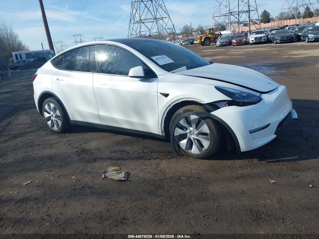 2023 TESLA MODEL Y 7SAYGAEE9PF930910 Photo 0