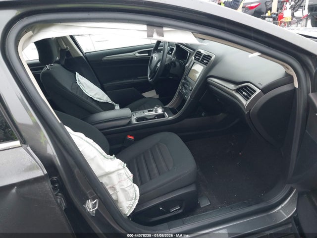 Ford FUSION SE 2019 3FA6P0HDXKR214533 Image 5