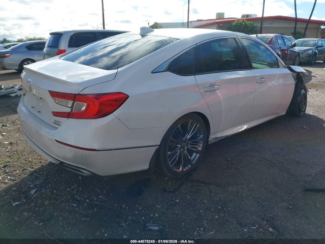 2018 Honda Accord Touring 2.0t მანქანა იყიდება აუქციონზე, vin: 1HGCV2F95JA030818, აუქციონის ნომერი: 44078245
