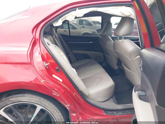4T1B61HKXKU213984 Toyota CAMRY XSE