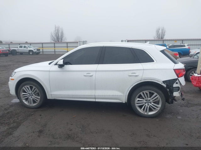 Audi Q5 2.0t Premium/2.0t Tech Premium 2018 WA1BNAFY2J2243385 Image 15