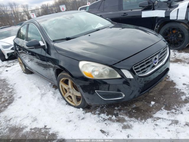 2011 VOLVO S60 YV1902FH8B2011832