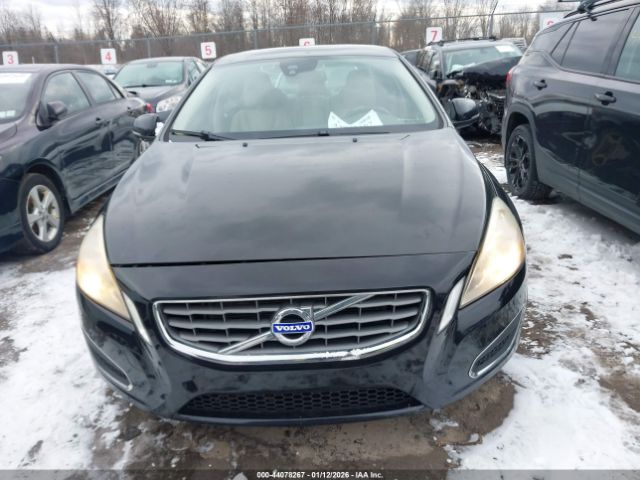 2011 VOLVO S60 YV1902FH8B2011832 Photo 5