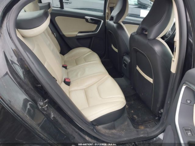 2011 VOLVO S60 YV1902FH8B2011832 Photo 7