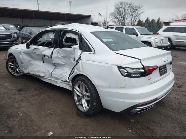 2021 AUDI A4 WAUDAAF4XMA042560 Photo 2