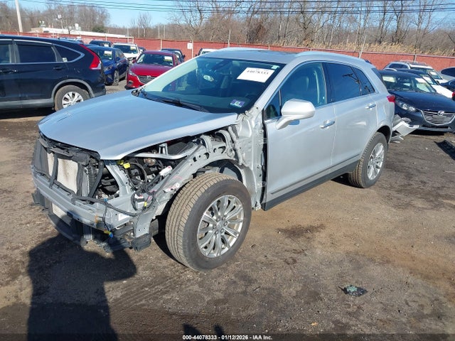 2017 CADILLAC XT5 1GYKNDRS2HZ312487 Photo 1