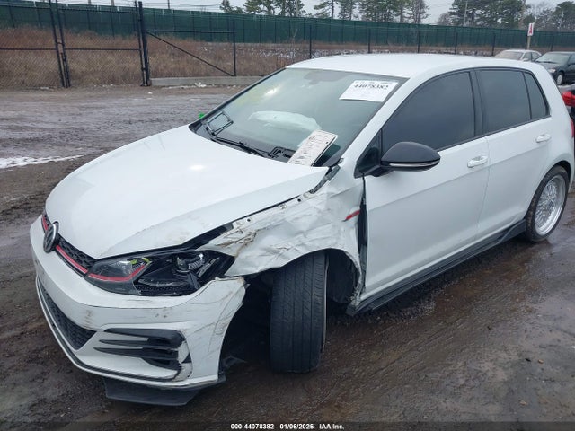 2019 VOLKSWAGEN GOLF GTI 3VW6T7AU4KM019840 Photo 1