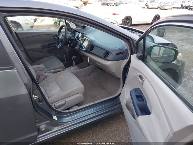 2010 HONDA INSIGHT JHMZE2H70AS000946 Photo 4