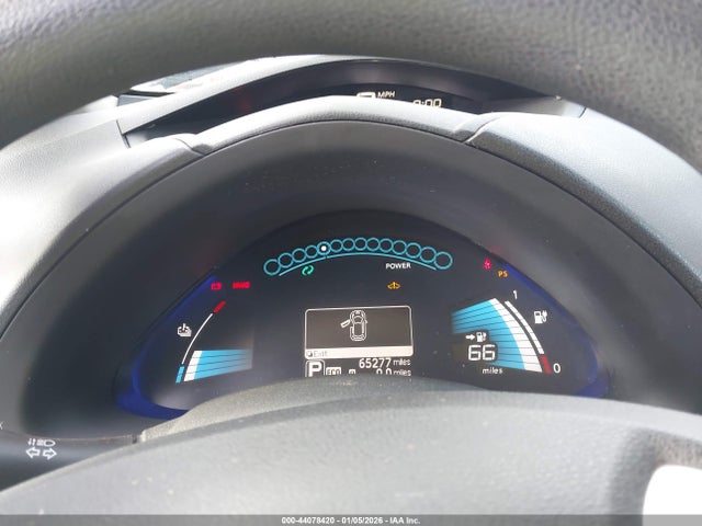 1N4AZ0CP5GC303082 Nissan LEAF S