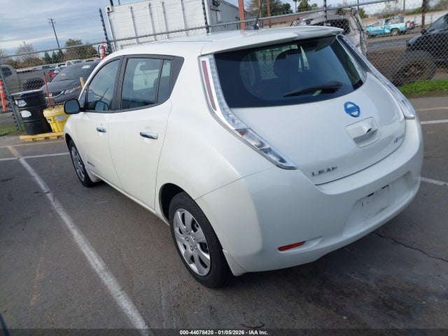 2016 NISSAN LEAF 1N4AZ0CP5GC303082 Photo 2