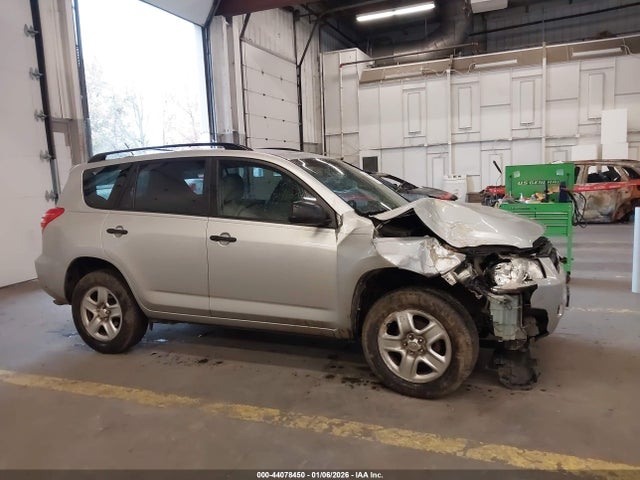 2010 Toyota Rav4 მანქანა იყიდება აუქციონზე, vin: JTMBF4DV7AD022544, აუქციონის ნომერი: 44078450