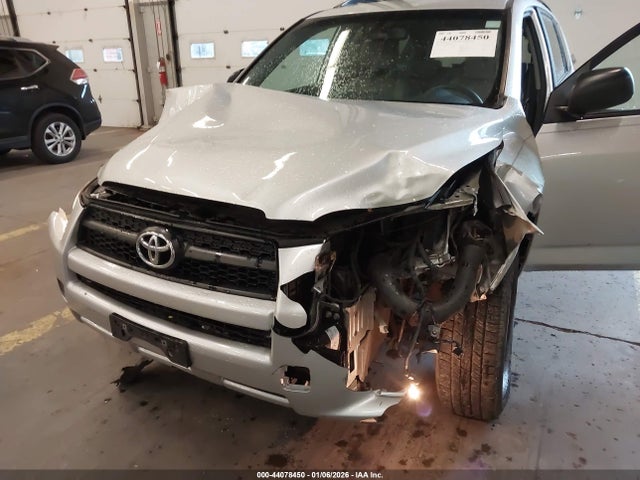 2010 Toyota Rav4 მანქანა იყიდება აუქციონზე, vin: JTMBF4DV7AD022544, აუქციონის ნომერი: 44078450