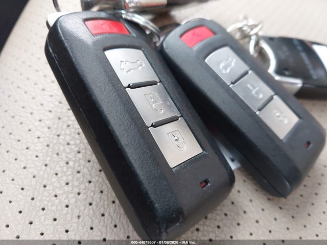 2016 MITSUBISHI OUTLANDER JA4AZ3A36GZ038823 Photo 10