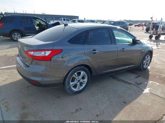 2014 FORD FOCUS 1FADP3F2XEL428693 Photo 3