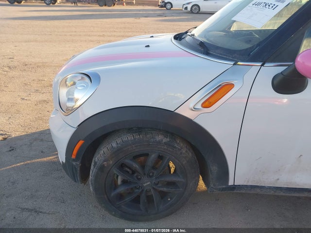 2013 MINI COUNTRYMAN WMWZB3C54DWM09869 Photo 5