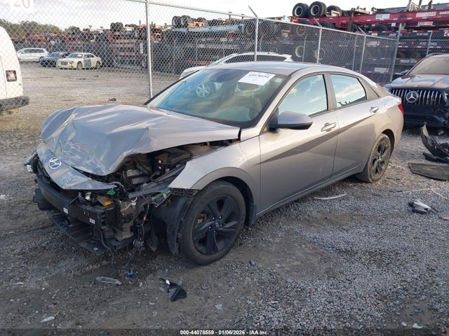 KMHLM4AG3PU502066 Hyundai ELANTRA SEL