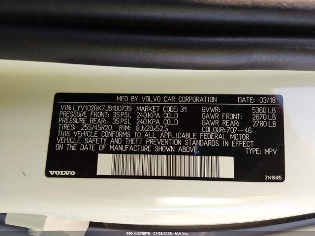 2018 VOLVO XC60 LYV102RK7JB100735 Photo 8