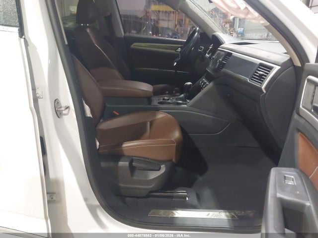 Продаж на аукціоні авто 2021 Volkswagen Atlas 3.6l V6 Se W/technology R-line, vin: 1V2RR2CA7MC600305, номер лоту: 44078583