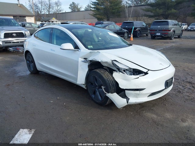 2019 TESLA MODEL 3 5YJ3E1EA2KF401205 Photo 0