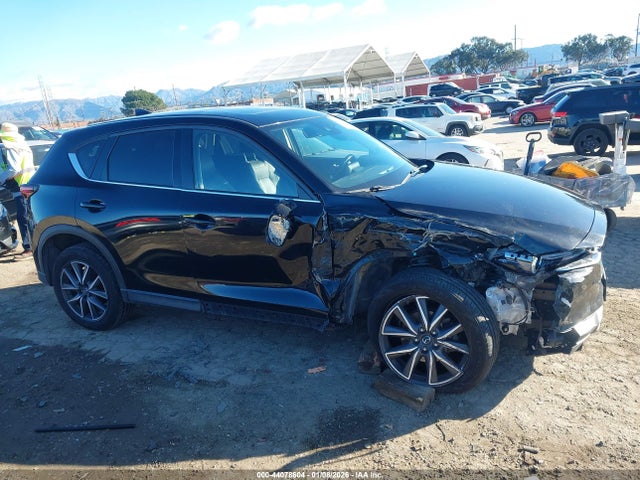 Mazda Cx-5 Grand Touring 2018 JM3KFADM3J0328080 Image 13