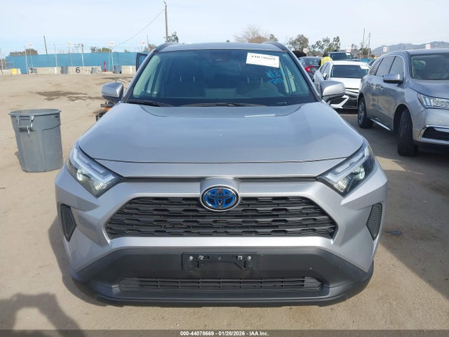 2T3RWRFV9PW179156 Toyota Rav4 Hybrid Xle