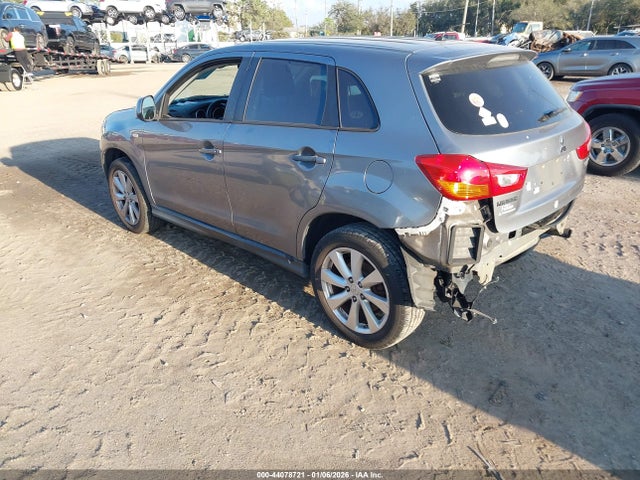 2015 MITSUBISHI OUTLANDER SPORT 4A4AP3AU6FE041370 Photo 2