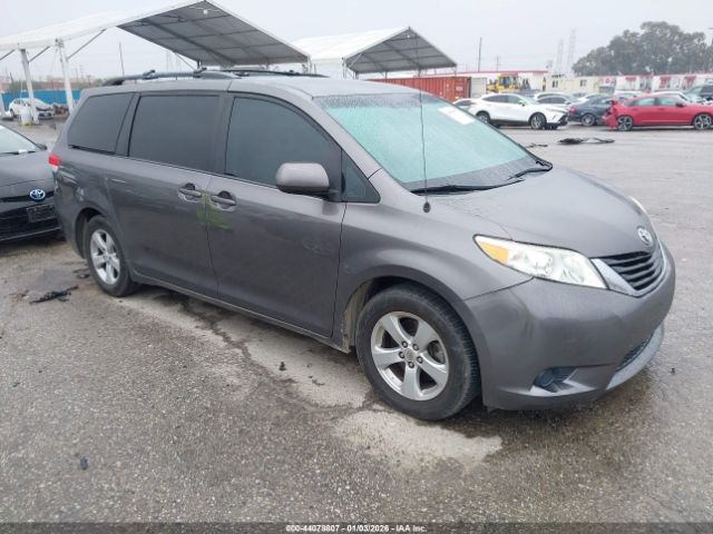 2011 TOYOTA SIENNA 5TDKK3DC5BS023685
