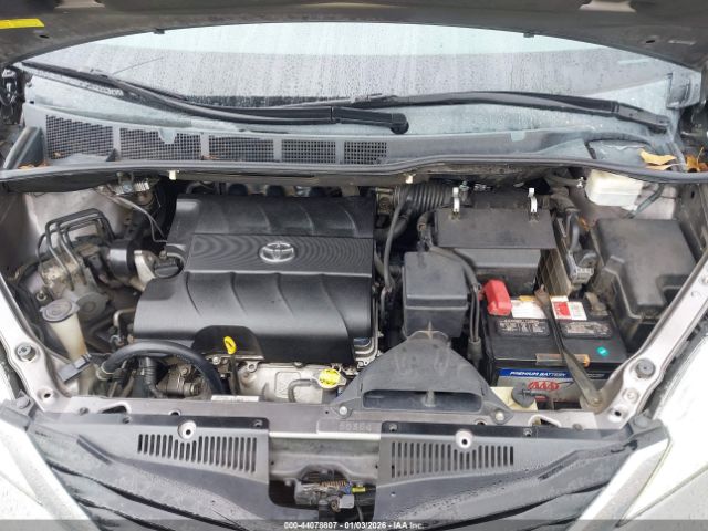 2011 TOYOTA SIENNA 5TDKK3DC5BS023685 Photo 9