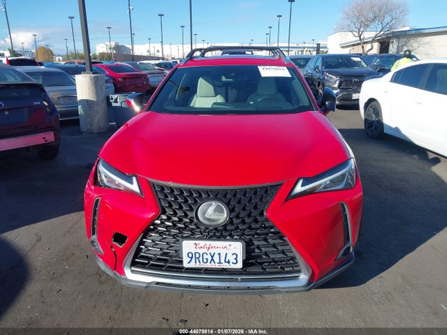 JTHX3JBH6L2022283 Lexus UX 200