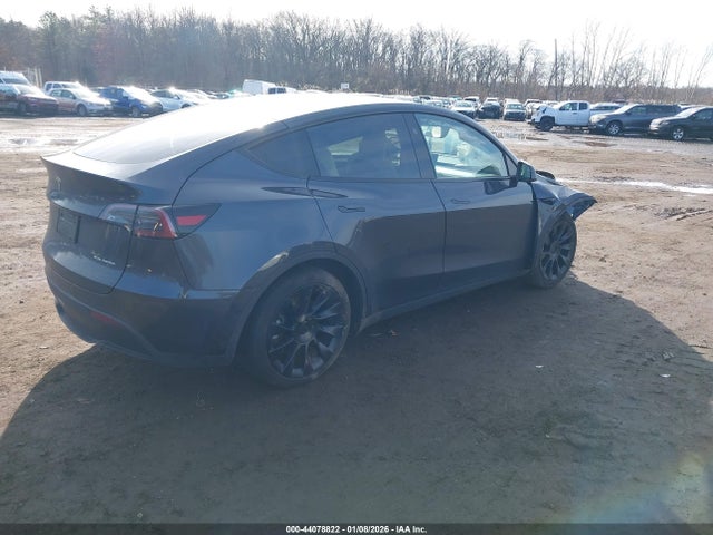 Продаж на аукціоні авто 2025 Tesla Model Y Long Range Dual Motor All-wheel Drive, vin: 7SAYGDEE3SF297119, номер лоту: 44078822