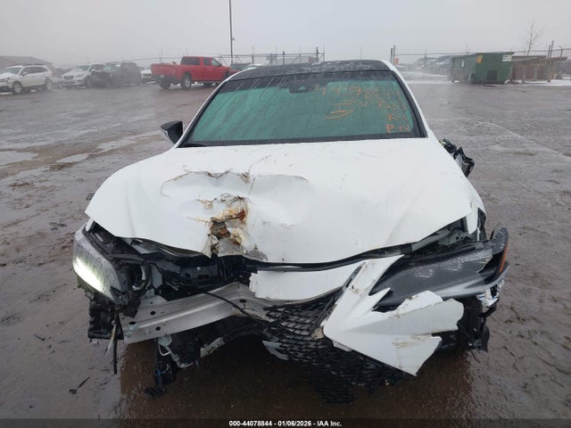 58ADZ1B18SU187233 Lexus ES 350