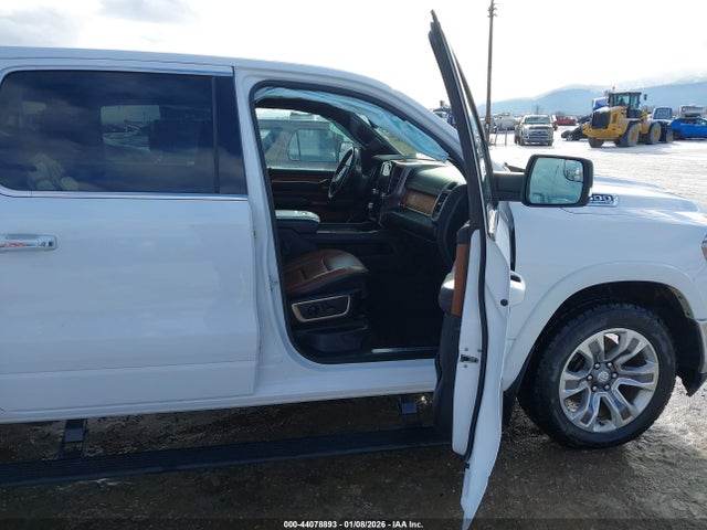 2022 RAM 1500 1C6SRFKT3NN110048 Photo 4