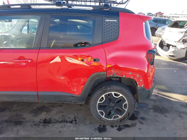 ZACCJBCBXHPE79679 Jeep Renegade Trailhawk 4x4