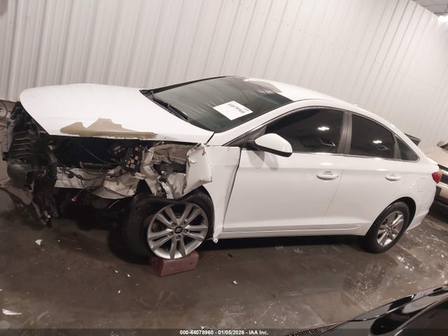 Hyundai SONATA SE 2015 5NPE24AF5FH099856 Image 14