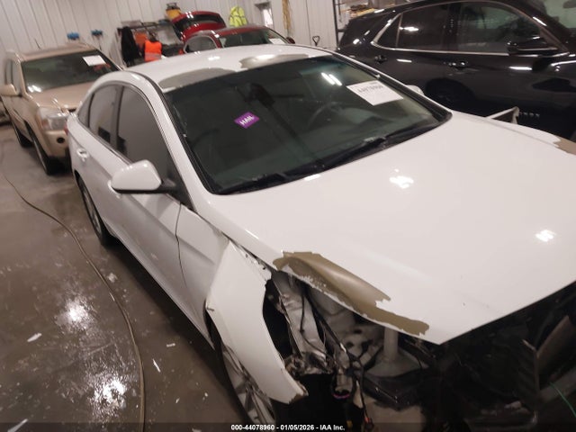 Hyundai SONATA SE 2015 5NPE24AF5FH099856 Image 17