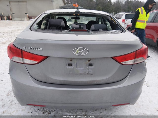 Продаж на аукціоні авто 2013 Hyundai Elantra Gls, vin: KMHDH4AE5DU007967, номер лоту: 44078970